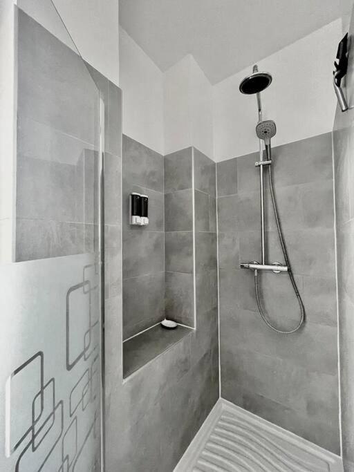 Gustave - Charming Eiffel Tower - Apartamento *